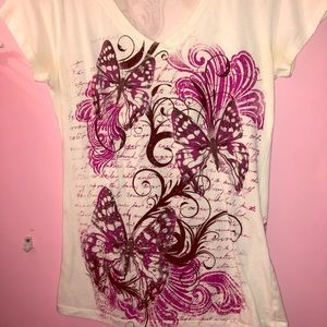 Butterfly V neck Tee Shirt